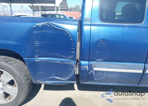 2004 Chevrolet Silverado 1500 Ls from USA, damaged, VIN 2GCEC19T841412547